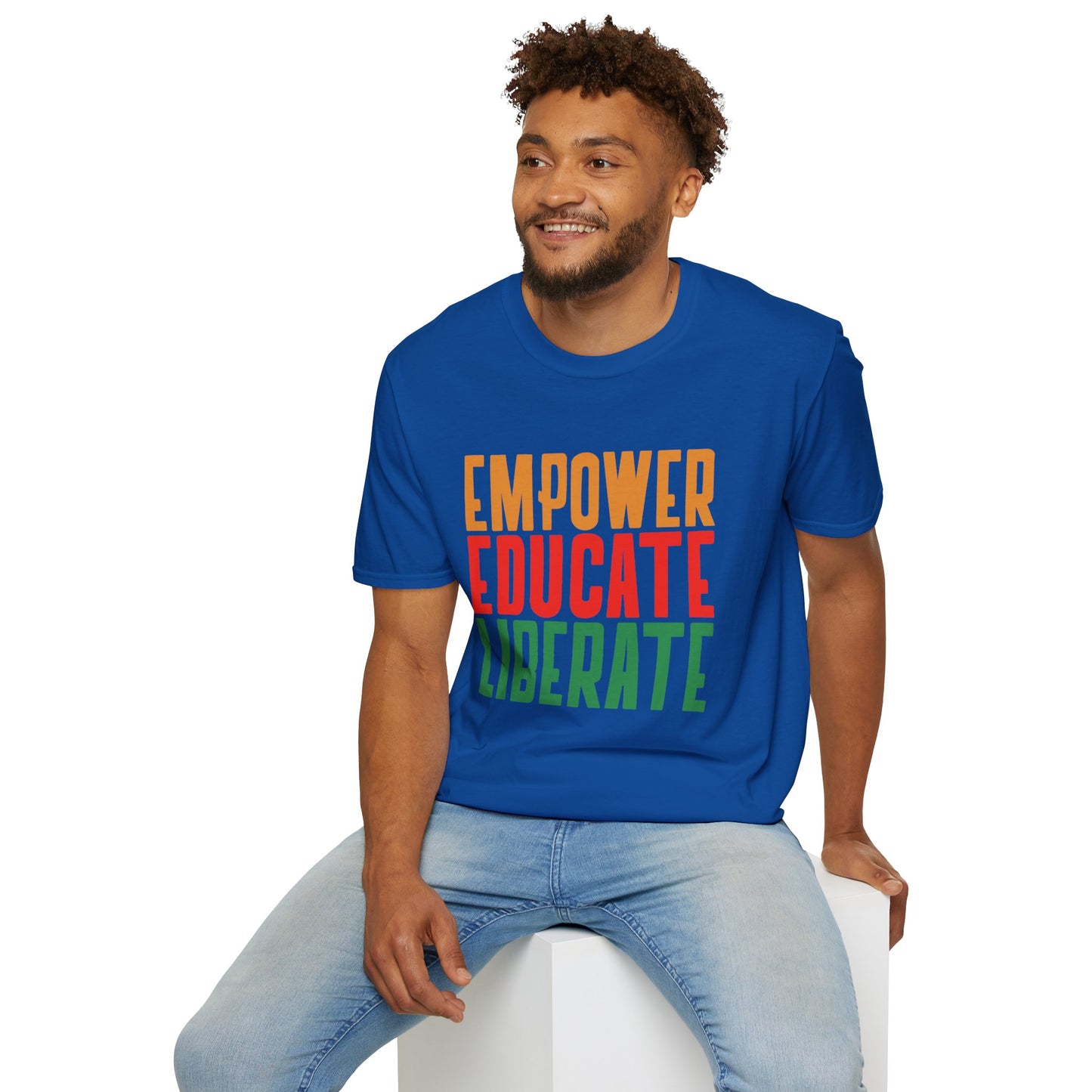 T-Shirt 'Empower, Educate, Liberate': Celebrando la Diversidad en Romero's | Men