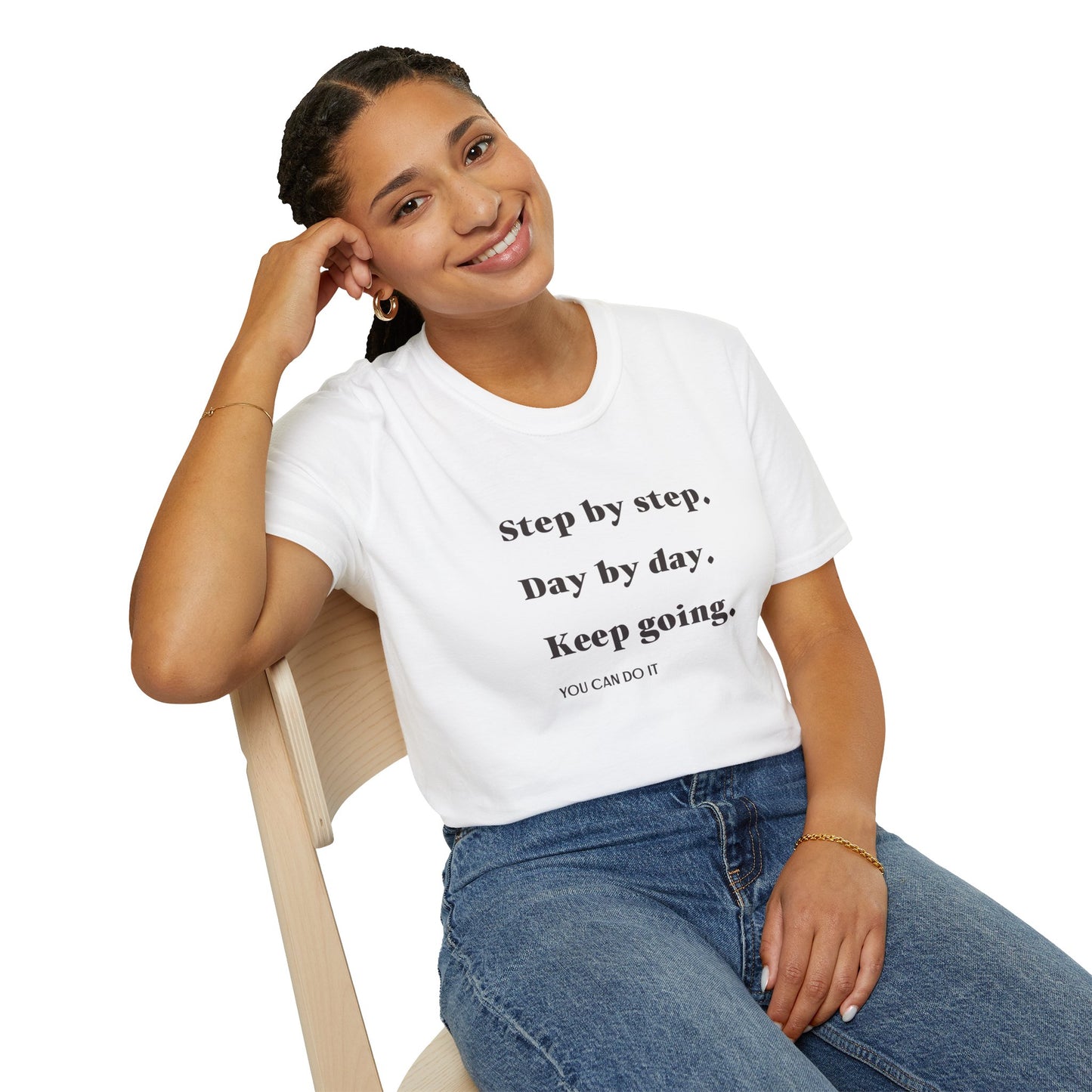 "T-shirt 'Step by Step, Day by Day, Keep Going, You Can Do It' | Woman | Romero's: Estilo con Intención"