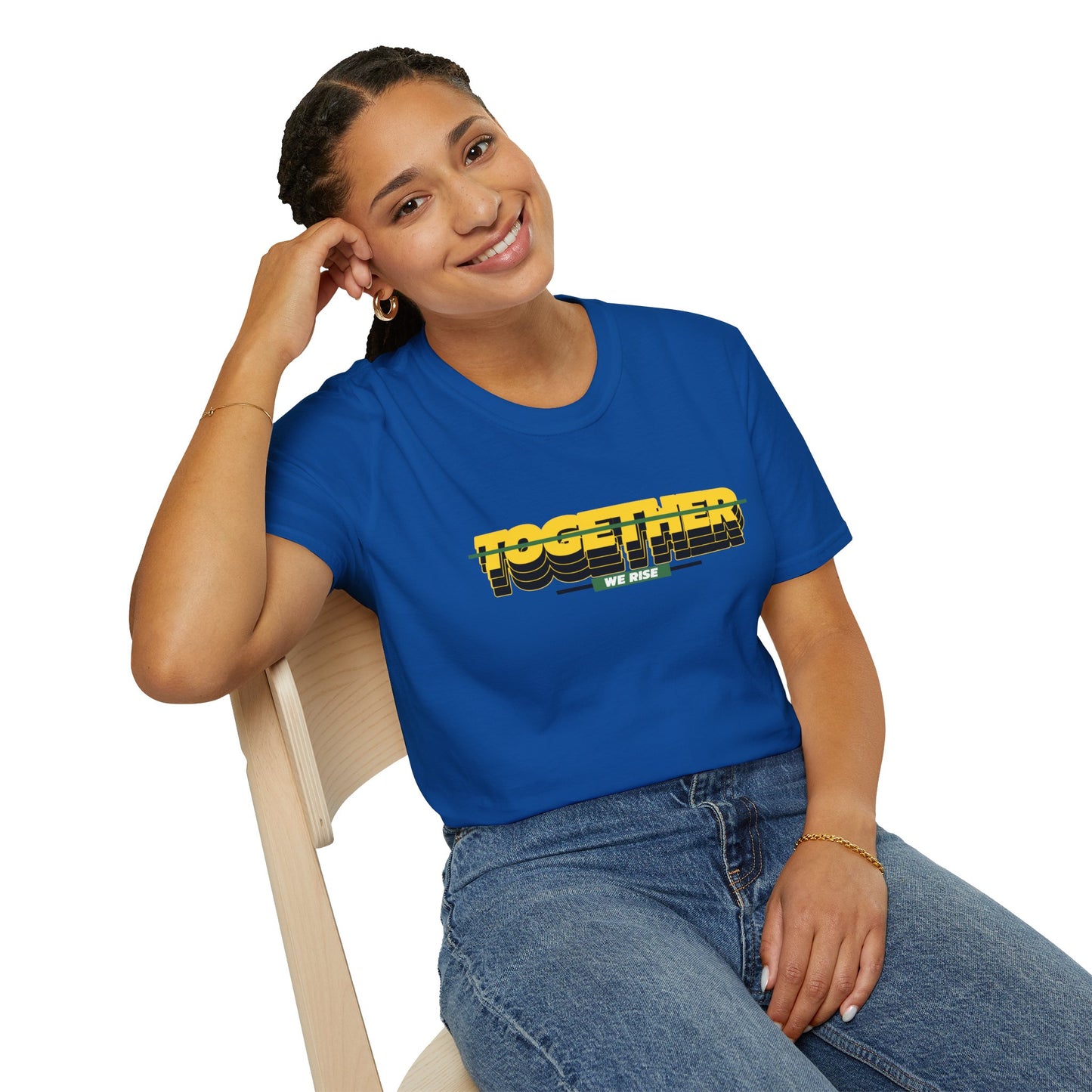 T-Shirt 'Together We Rise': Unión y Empoderamiento en Romero's | Women