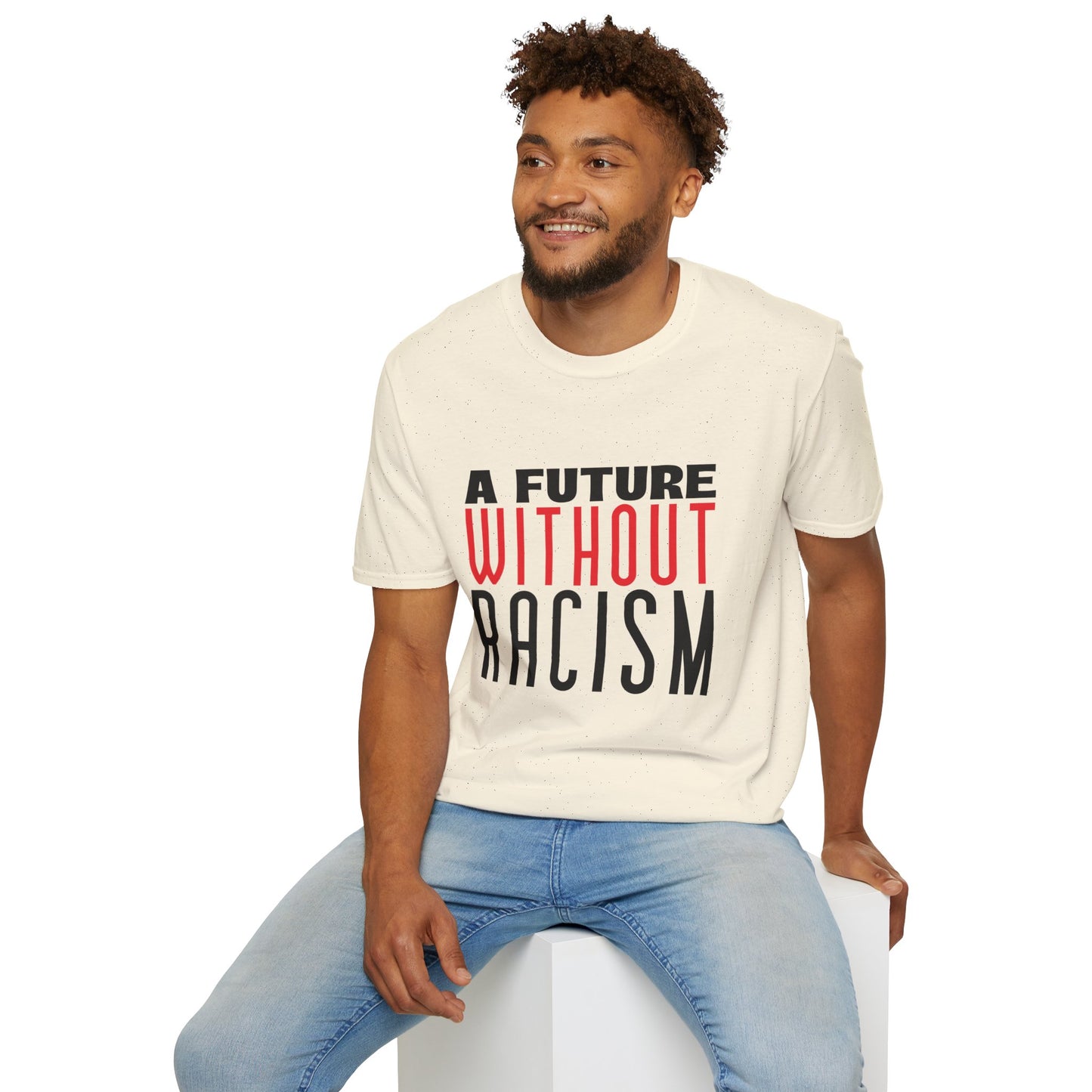 T-shirt 'Um futuro sem racismo' | Mulher | Um passo em direção a um mundo mais inclusivo no Romero's