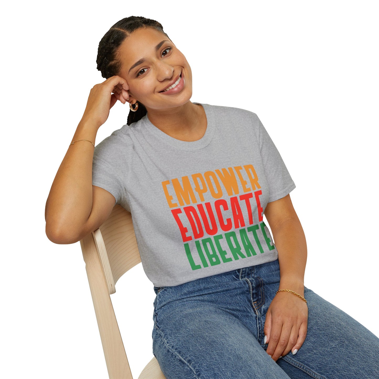 T-Shirt  'Empower, Educate, Liberate': Celebrando la Diversidad en Romero's | Women