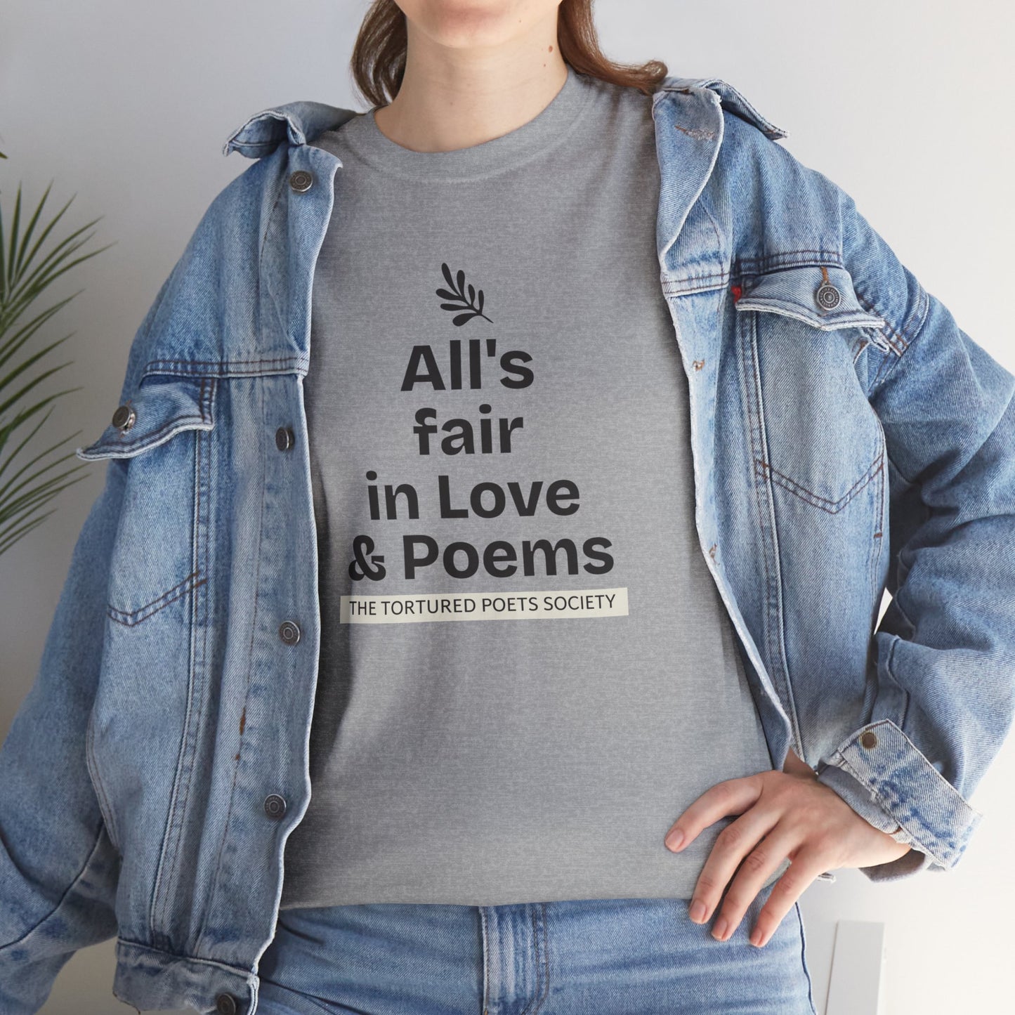 T-shirt "All's Fair in Love and Poems" | Women | Romero's