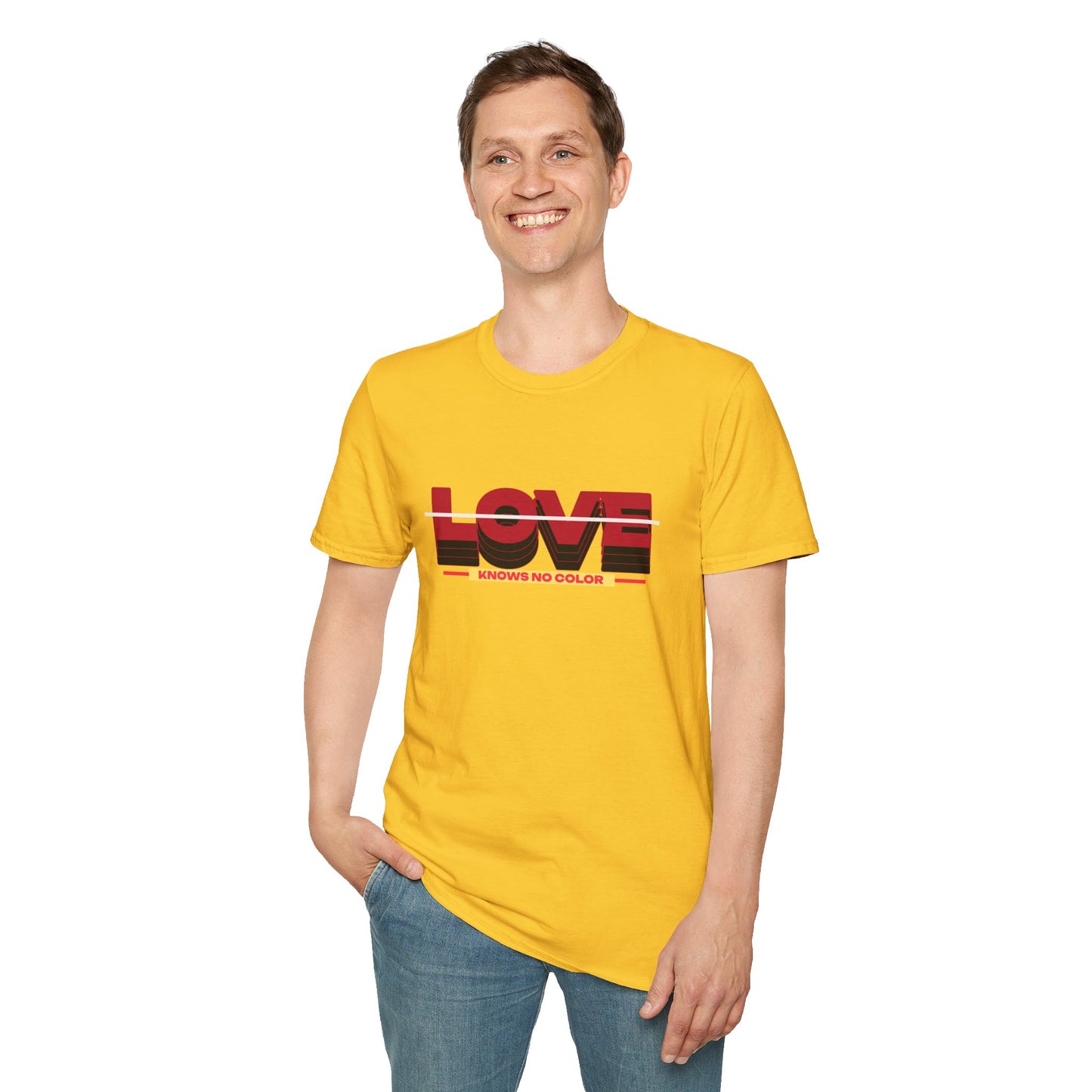 Camiseta 'Love Knows No Color': Comemore a Diversidade no Romero's | Homem