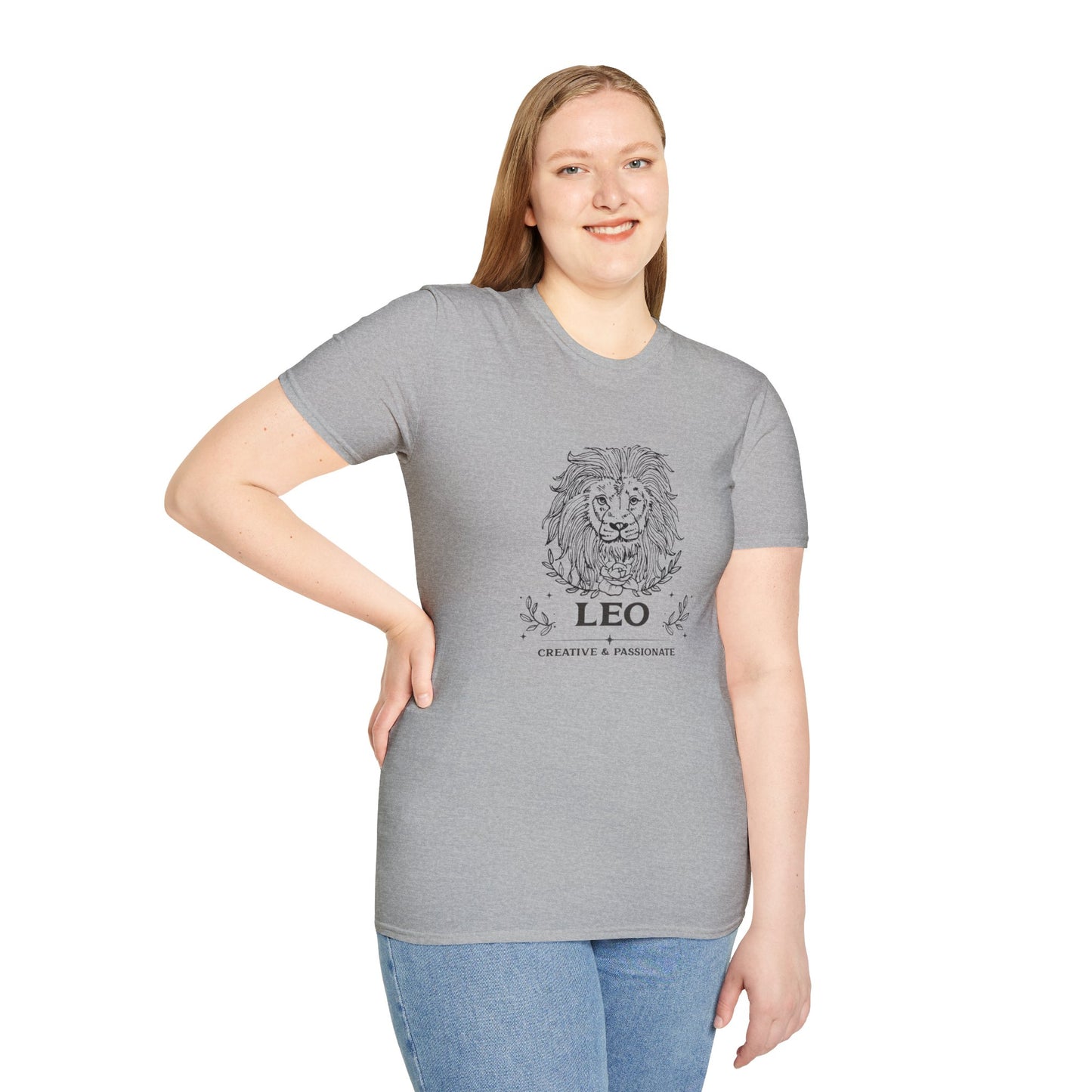 T-Shirt "Leo: Creative and Passionate" | Women