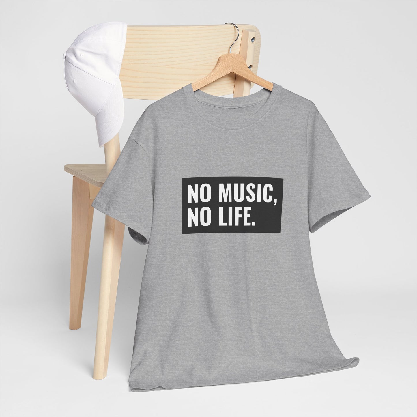 T-shirt - "Nenhuma música, nenhuma vida" | Mulheres | Romero