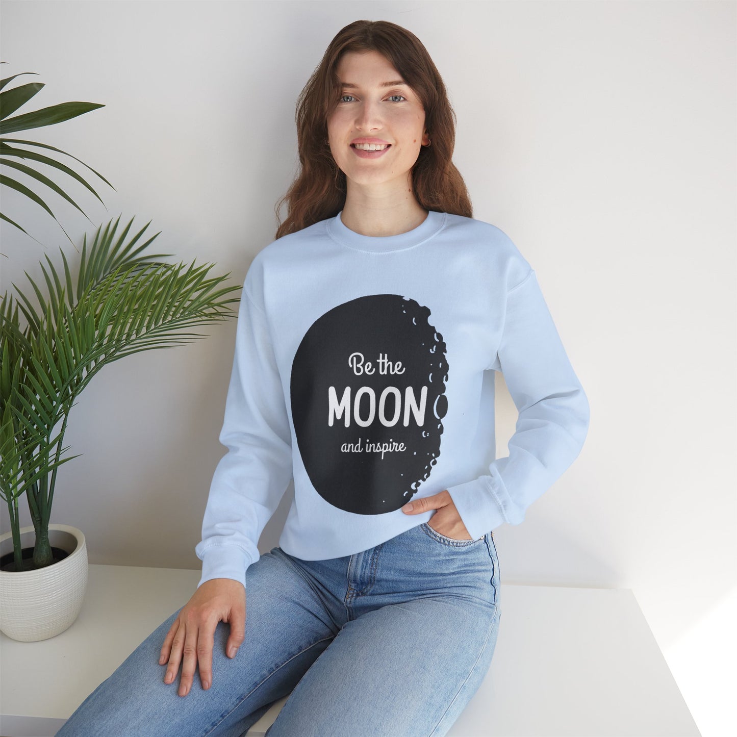 Sweatshirt "Be the Moon and Inspire" - Woman