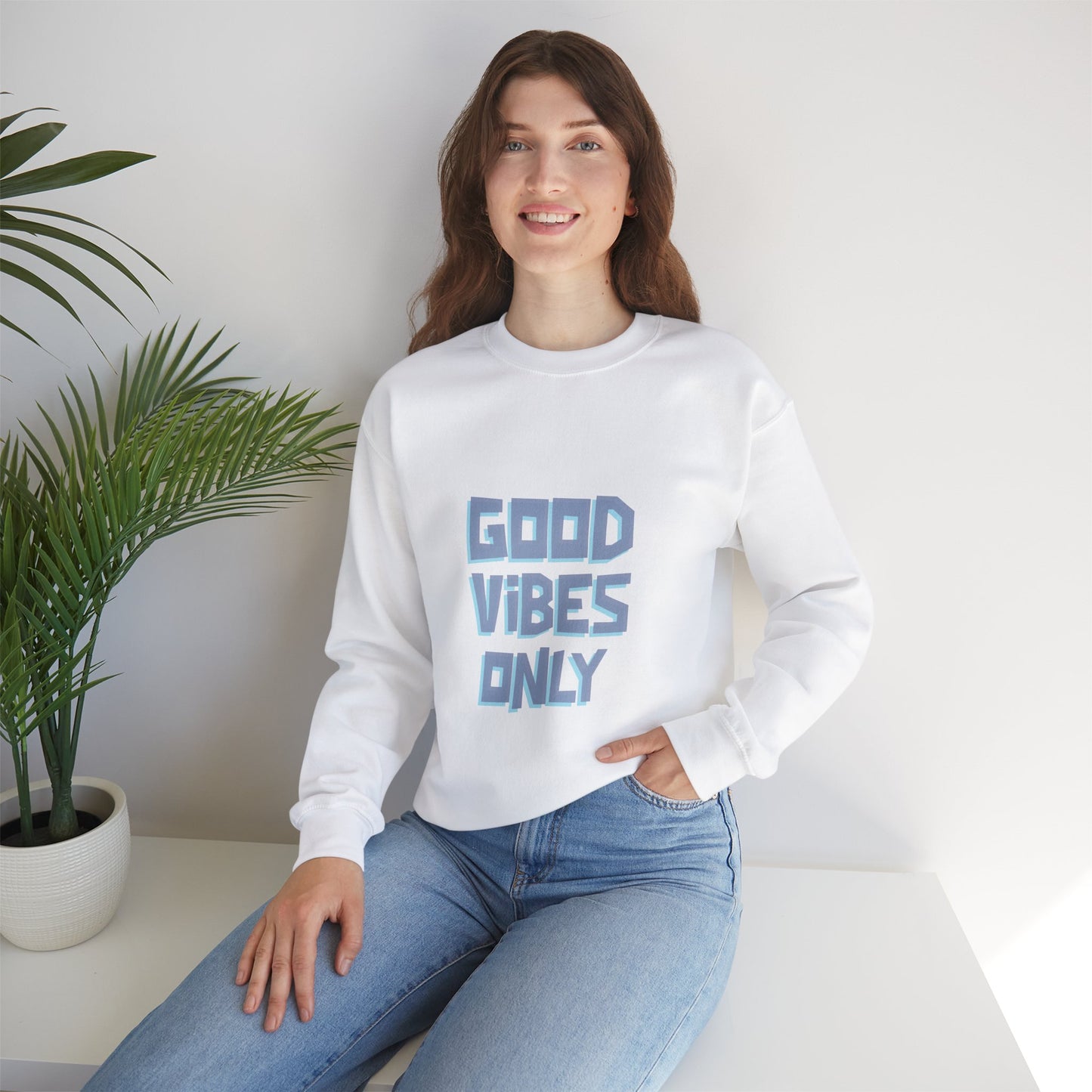 Sweatshirt "Good Vibes Only" -Woman