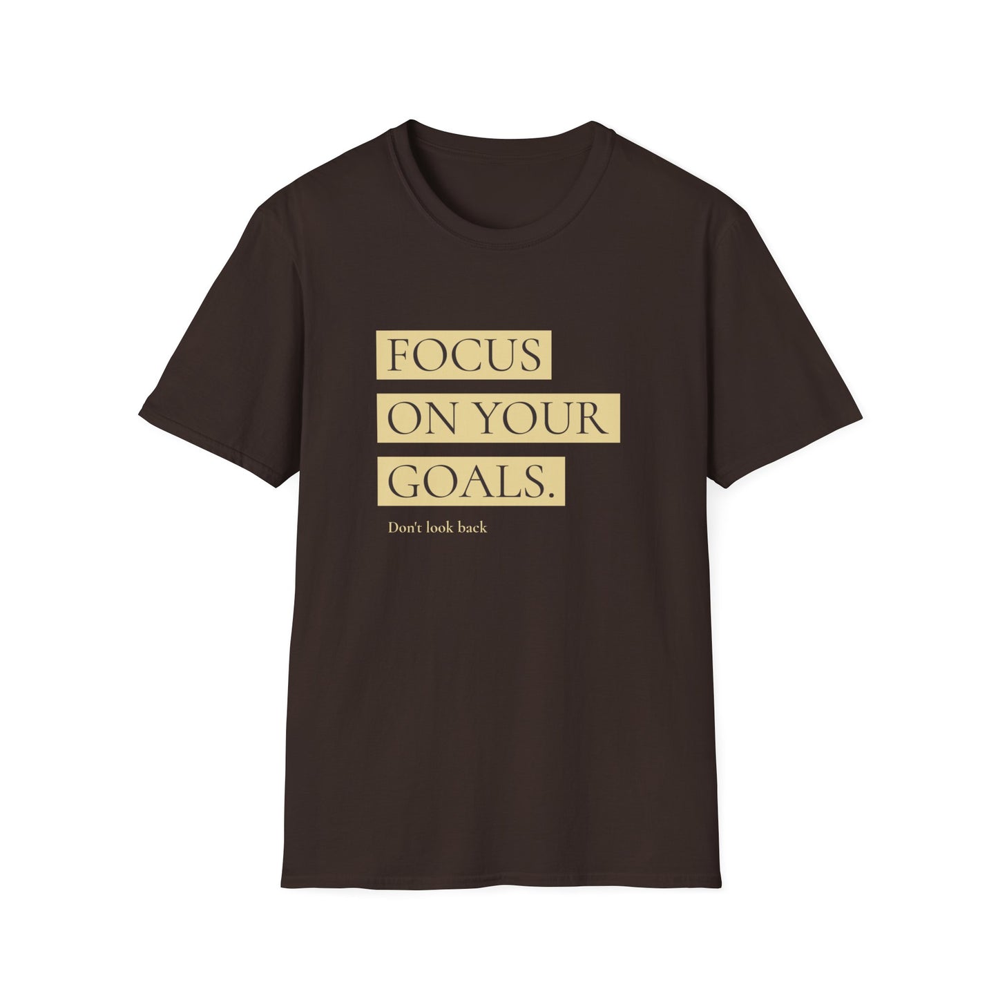 "T-shirt 'Focus on Your Goals, Don't Look Back' | Woman  | Romero's: Estilo con Intención"