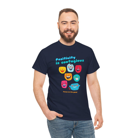 "Positividade é contagiosa, foco no bem" - Camiseta masculina - Abrace vibrações positivas com Romero's