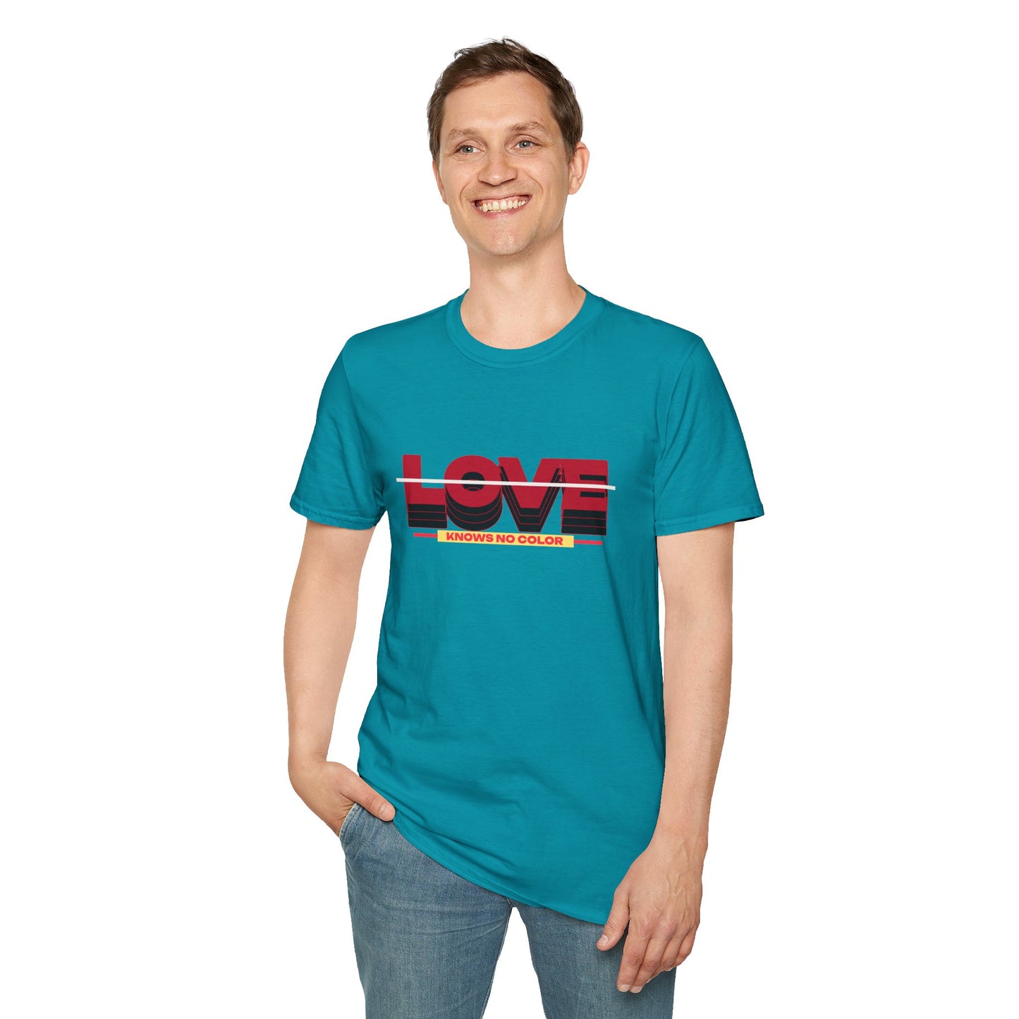 Camiseta 'Love Knows No Color': Comemore a Diversidade no Romero's | Homem