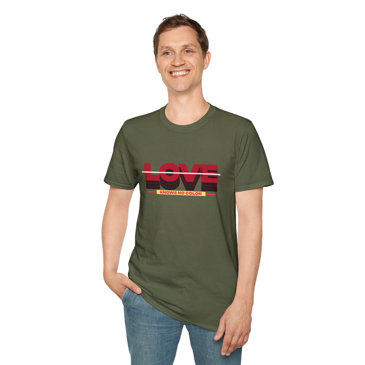 Camiseta 'Love Knows No Color': Comemore a Diversidade no Romero's | Homem