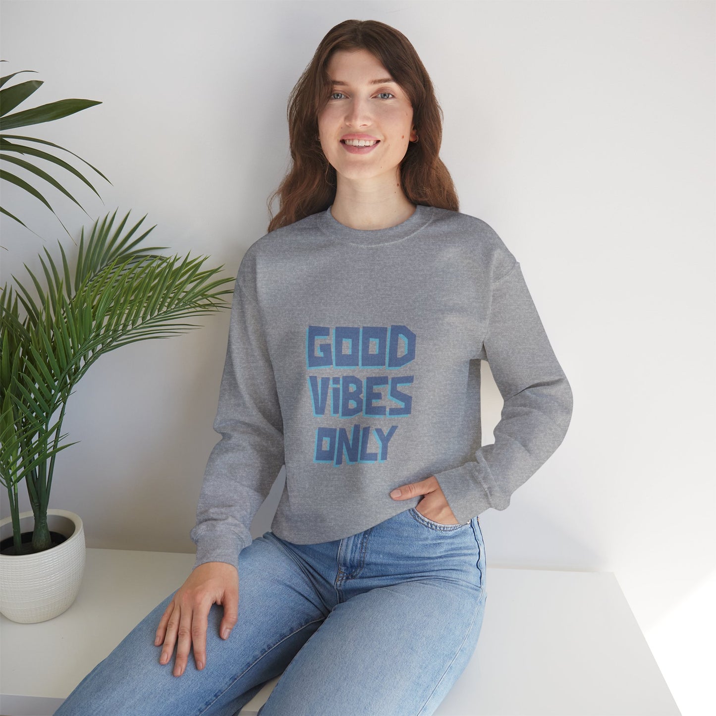 Sweatshirt "Good Vibes Only" -Woman