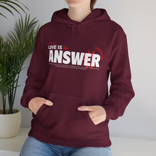 Sweatshirt "Love is the answer" - Woman