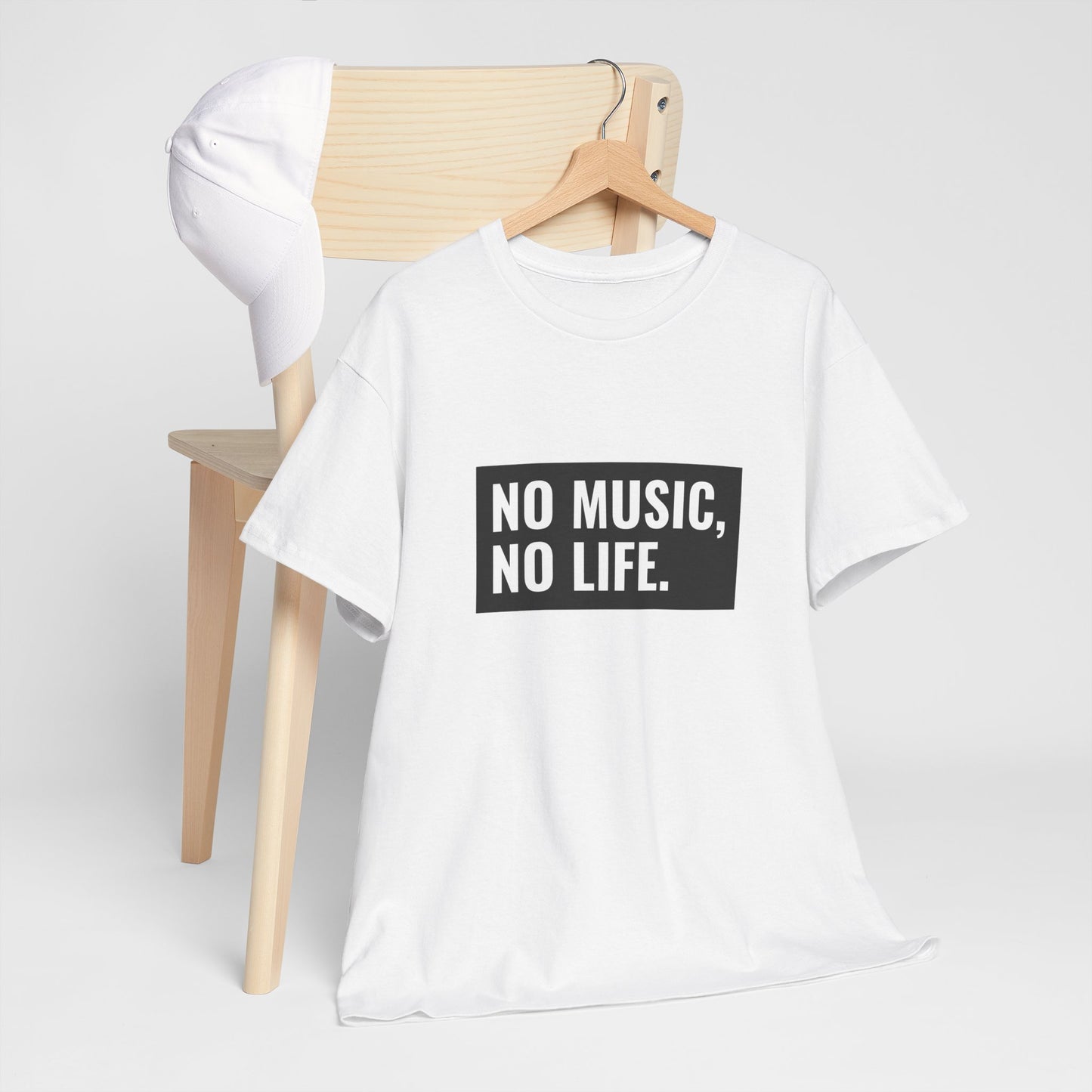 T-shirt - "Nenhuma música, nenhuma vida" | Mulheres | Romero