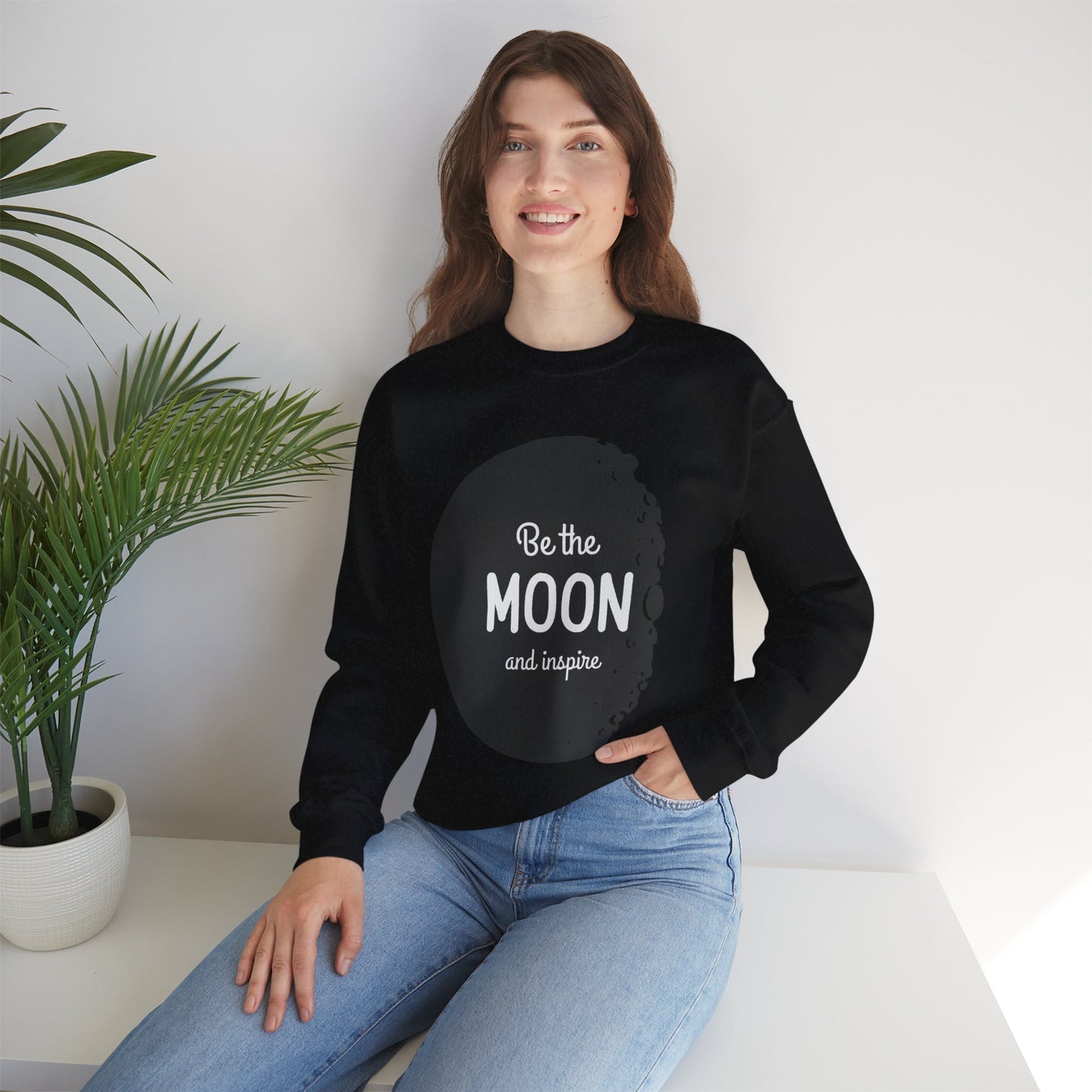 Sweatshirt "Be the Moon and Inspire" - Woman