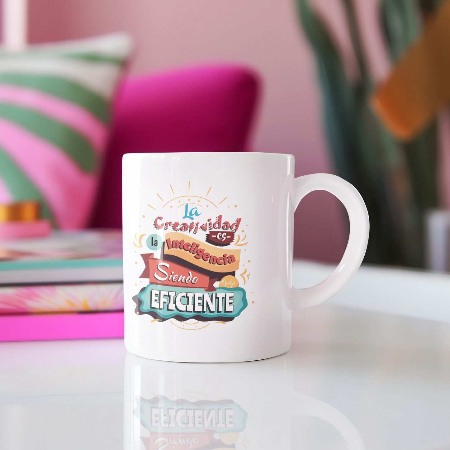 Taza de Cerámica 11oz: La Creatividad es la Inteligencia Siendo Eficiente